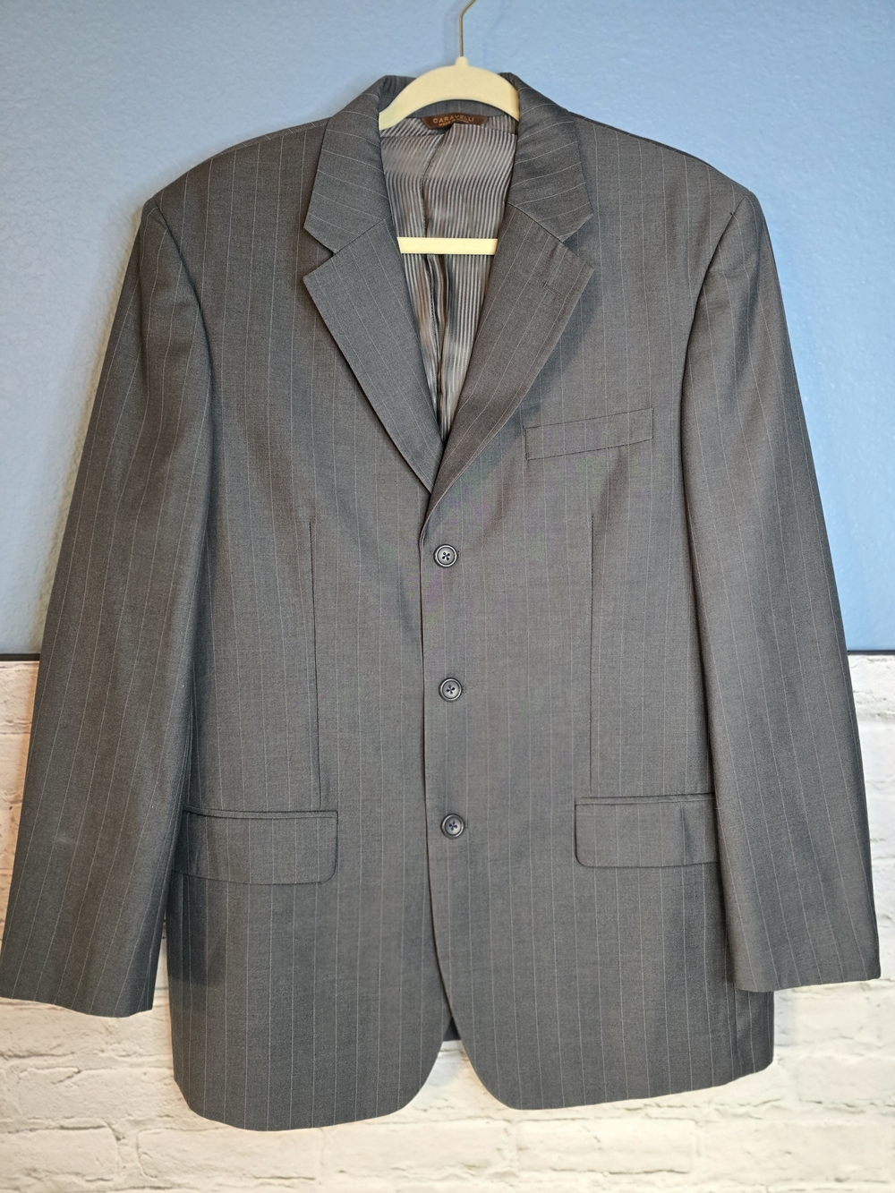 Men's Caravelli Superior 150's  Three-Button Jacket Sz 44R